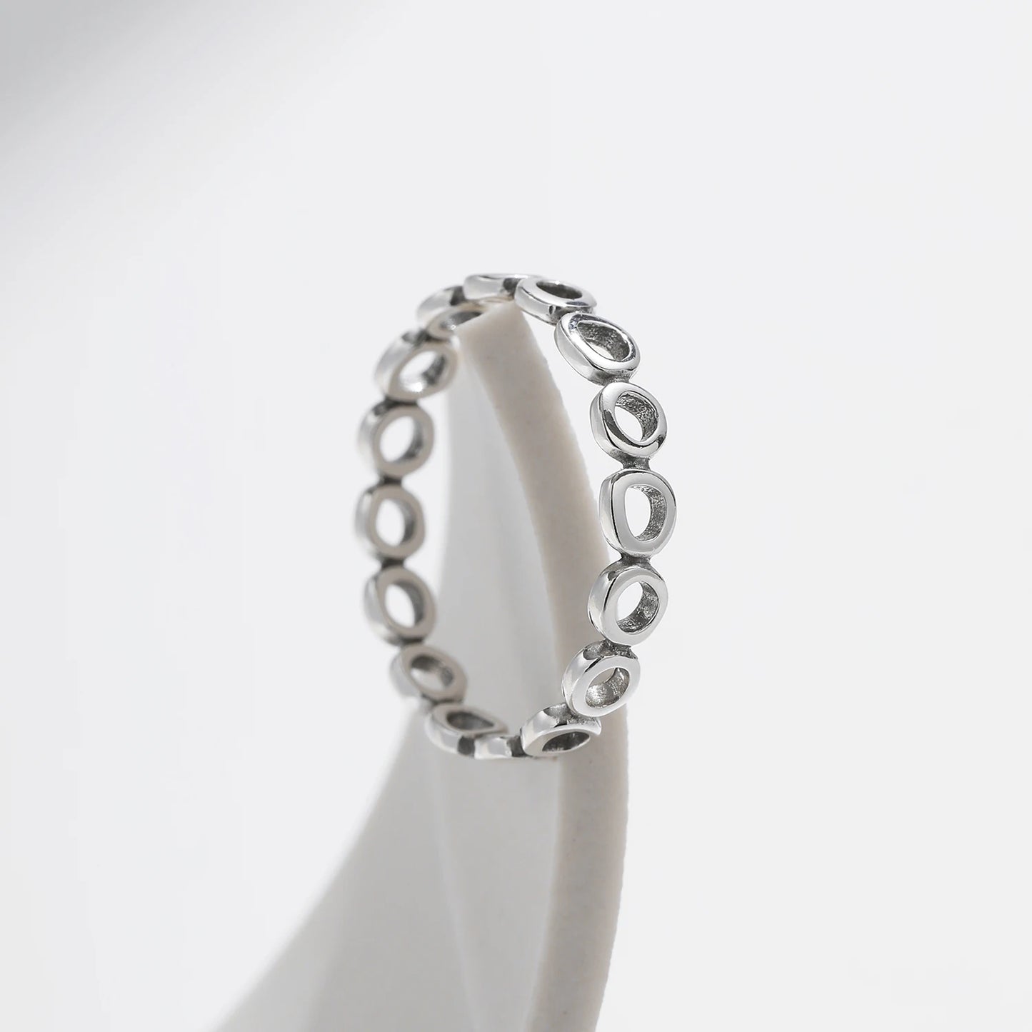 Irregular Circle Ring: 925 Sterling Silver Stackable Fashionable Devise