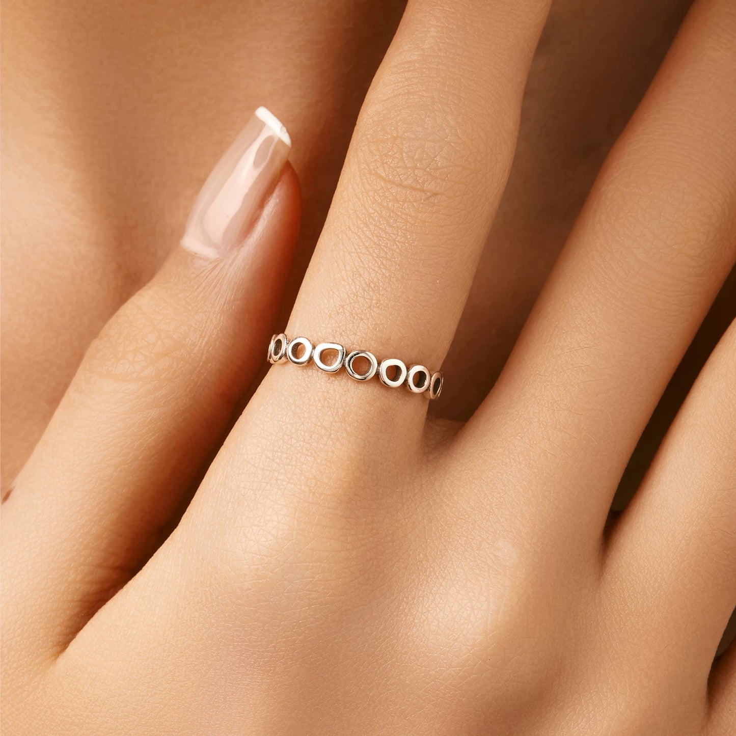 Irregular Circle Ring: 925 Sterling Silver Stackable Fashionable Devise